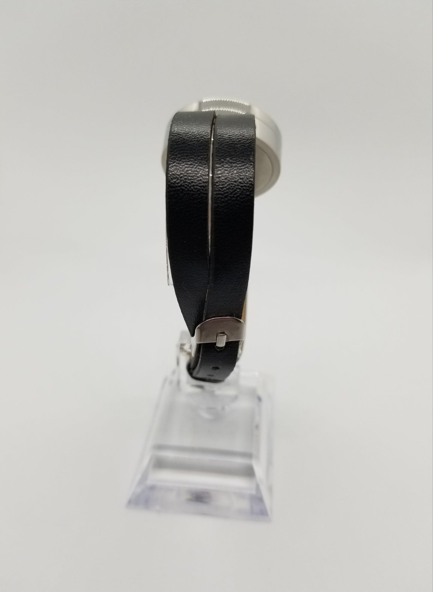 Dragonfly Twist-off Stainless Diffuser Leather Wristband